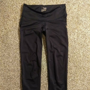 Old Navy Active athletic 23" crop leggings - Sz XS